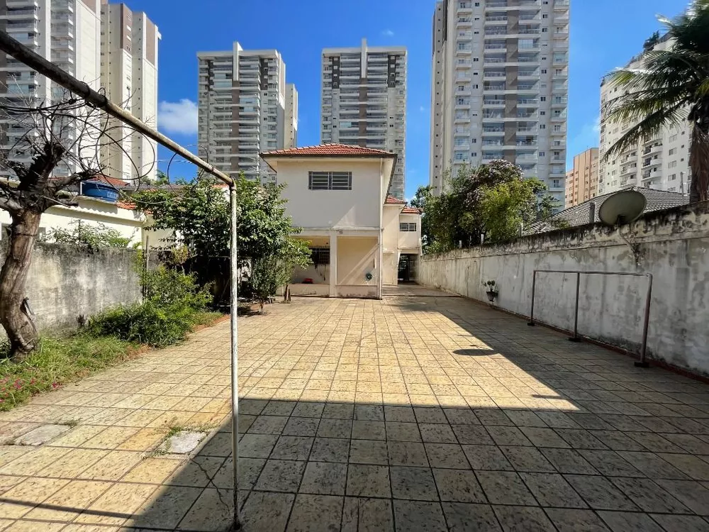 Casa à venda e aluguel com 5 quartos, 480m² - Foto 1