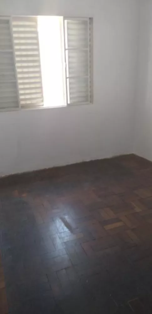 Casa à venda com 2 quartos, 62m² - Foto 14