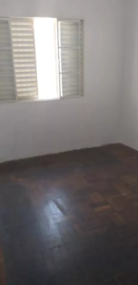 Casa à venda com 2 quartos, 62m² - Foto 13