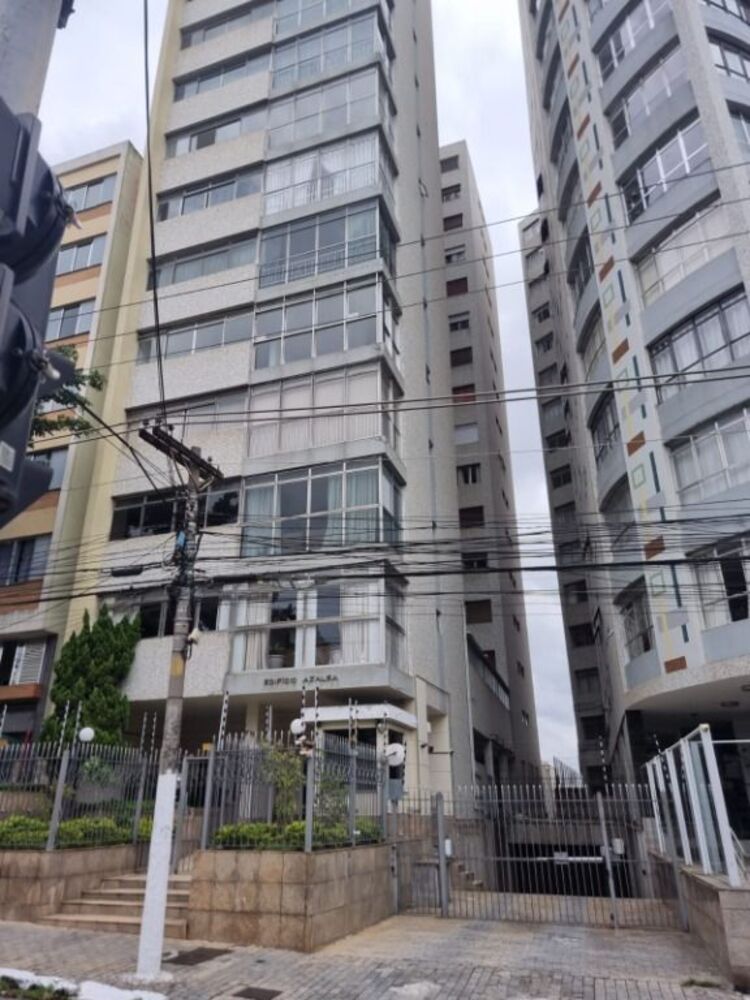 Apartamento à venda com 4 quartos, 234m² - Foto 8