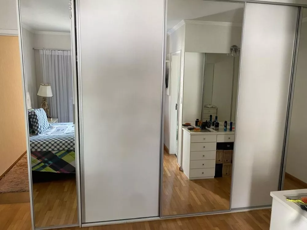 Casa, 3 quartos, 270 m² - Foto 1