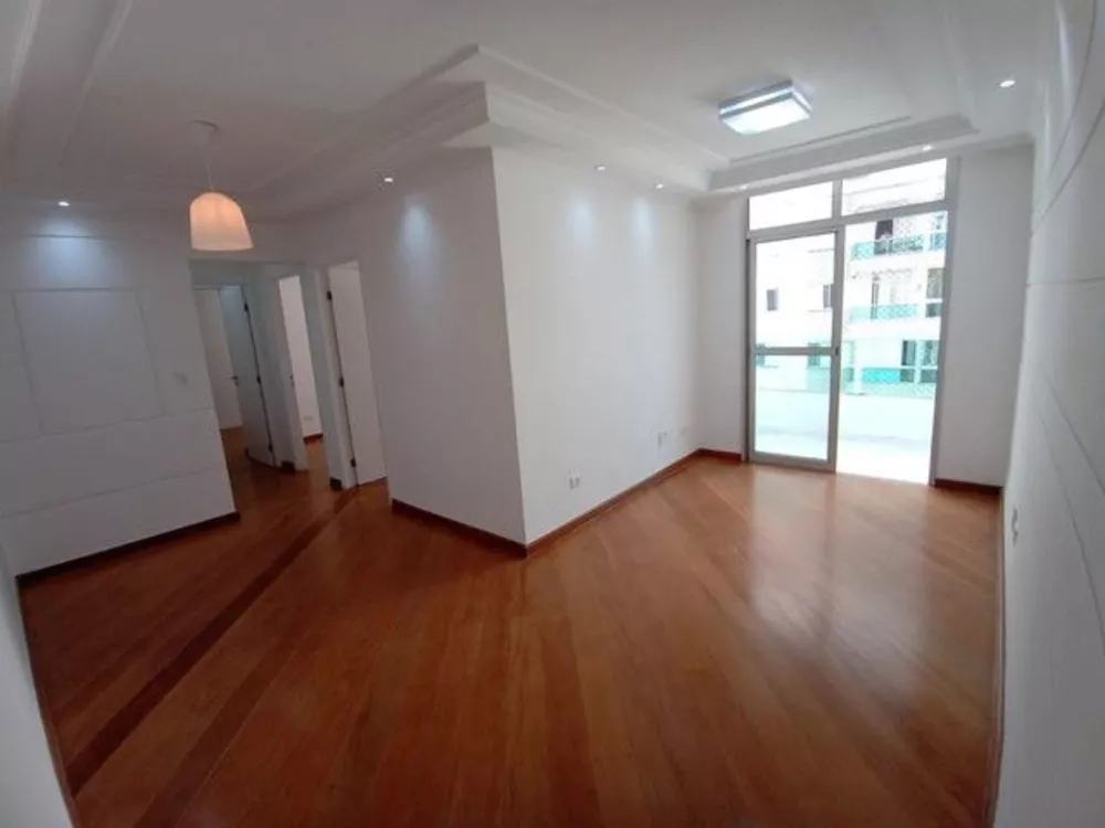 Apartamento à venda com 3 quartos, 76m² - Foto 1