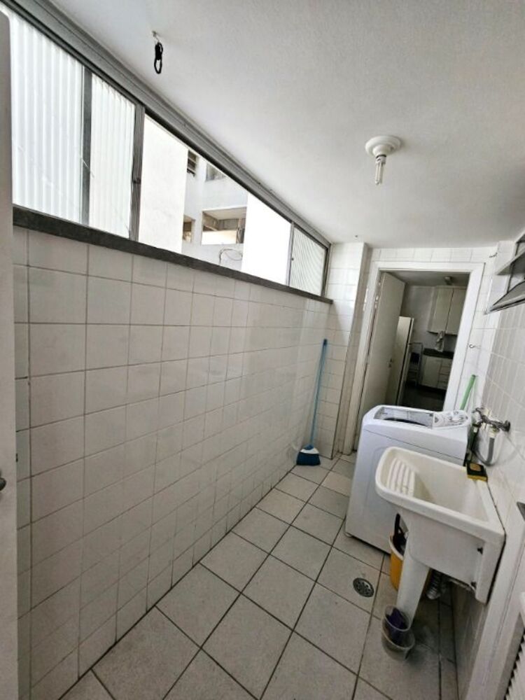 Apartamento à venda com 3 quartos, 134m² - Foto 7