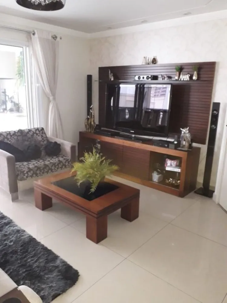 Apartamento, 3 quartos, 134 m² - Foto 1