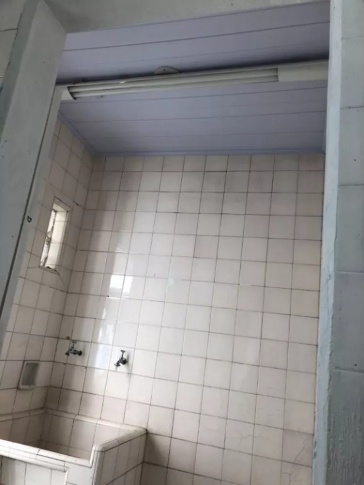 Casa à venda com 2 quartos, 140m² - Foto 12