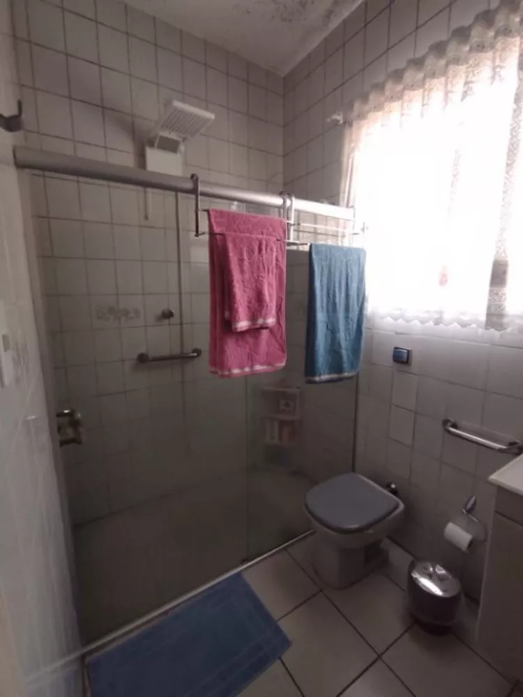 Casa, 4 quartos, 232 m² - Foto 2