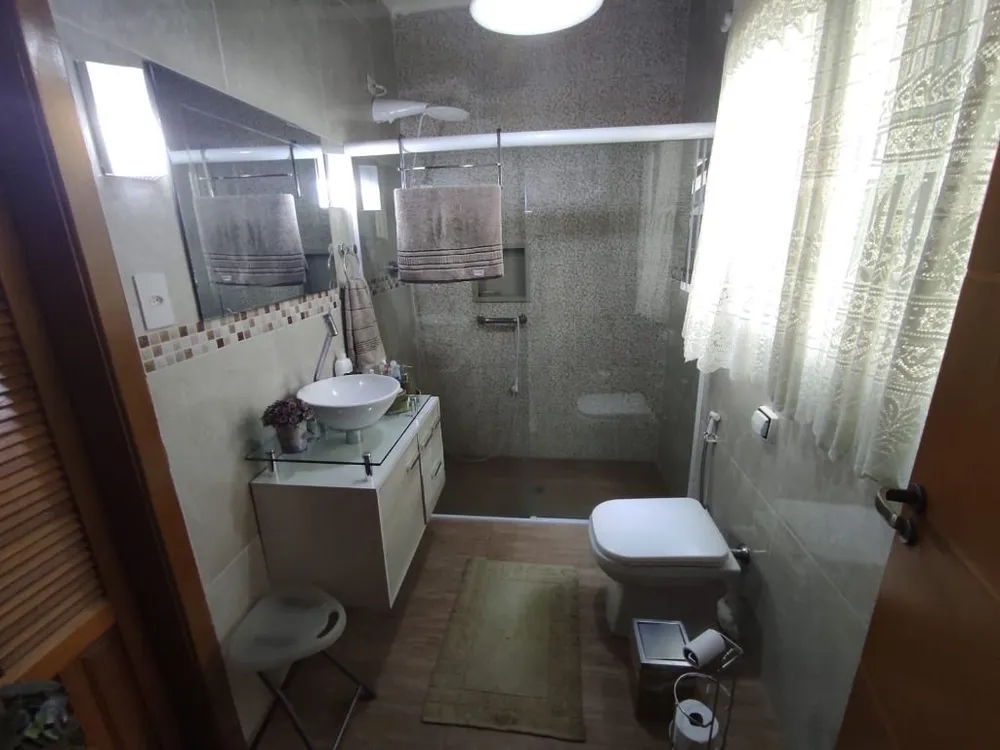 Casa, 4 quartos, 232 m² - Foto 4