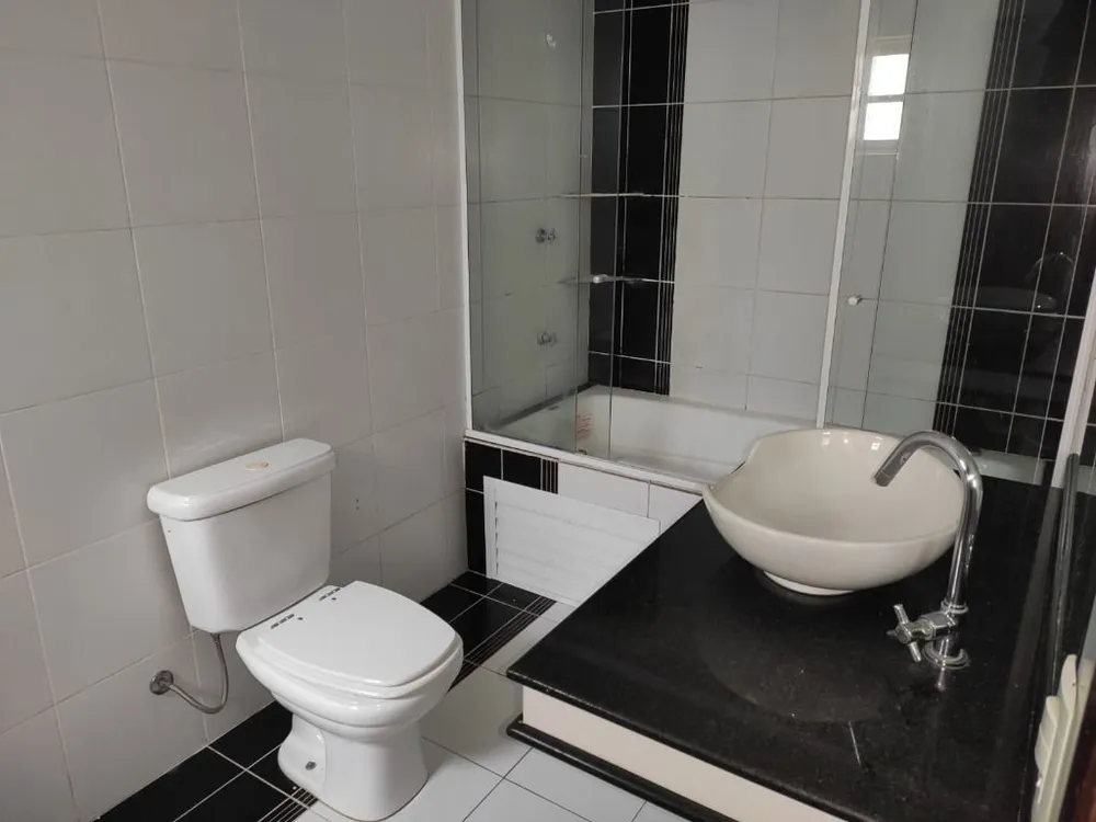 Casa, 4 quartos, 240 m² - Foto 11