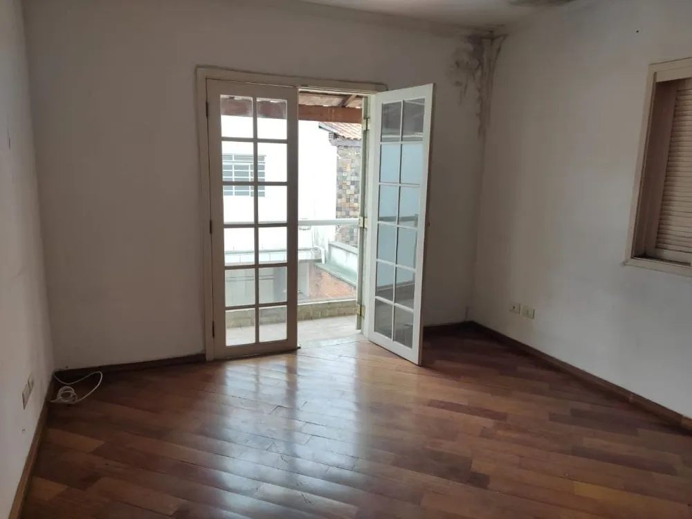 Casa, 4 quartos, 240 m² - Foto 9