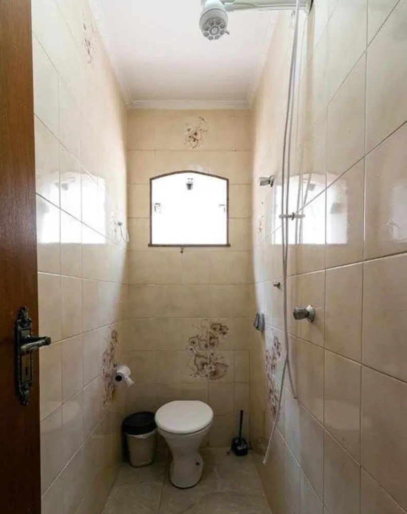 Casa, 5 quartos, 178 m² - Foto 2