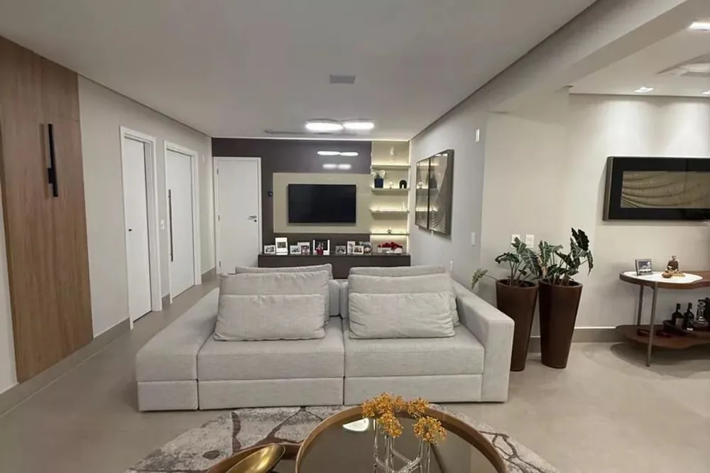 Apartamento, 3 quartos, 160 m² - Foto 1