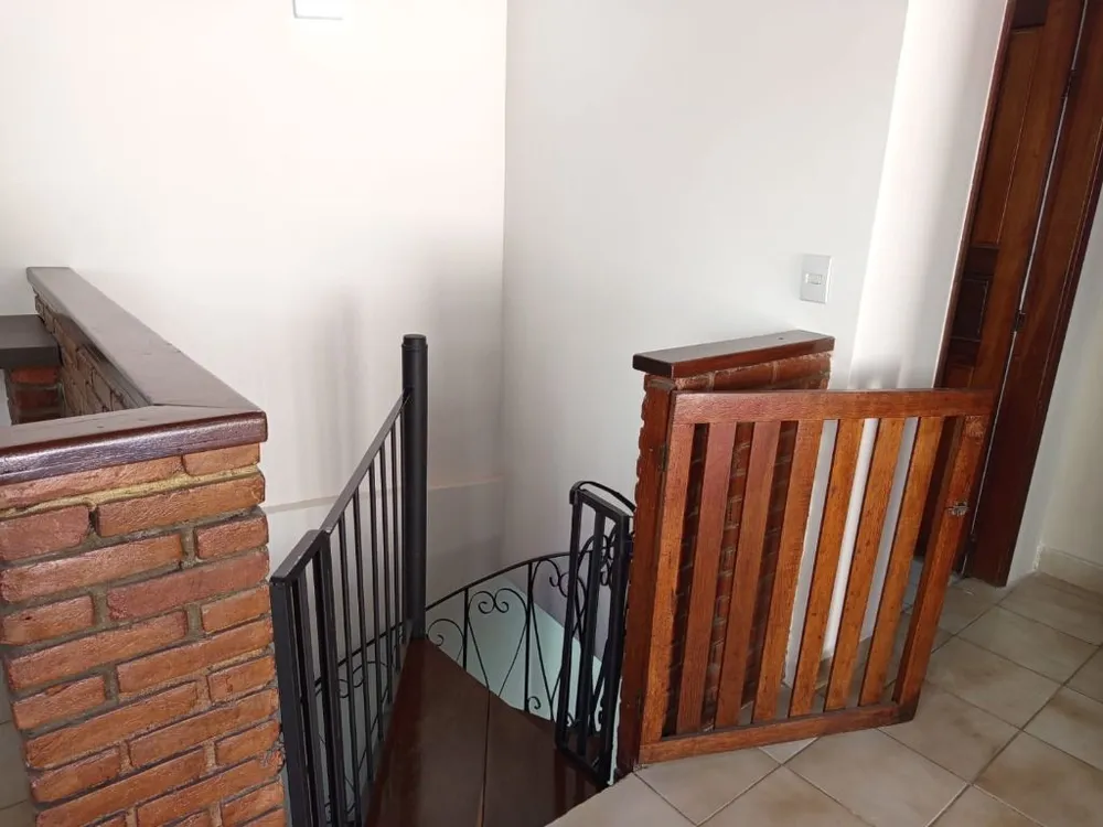 Casa, 5 quartos, 250 m² - Foto 4
