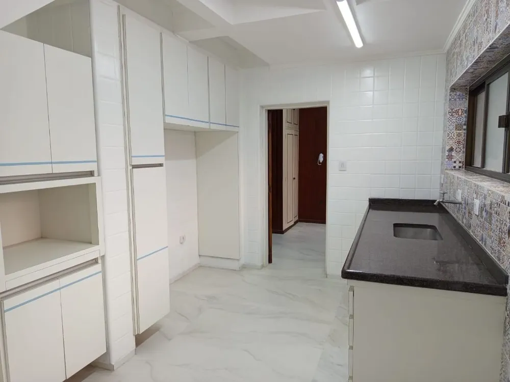 Casa, 5 quartos, 250 m² - Foto 2