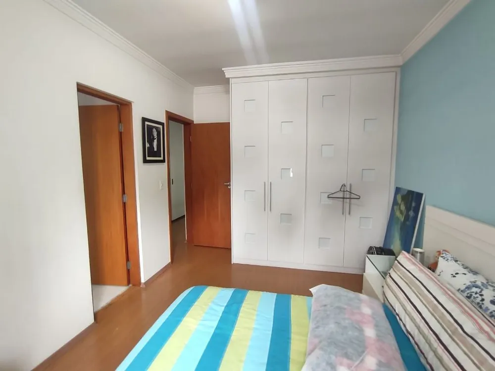 Casa, 4 quartos, 245 m² - Foto 8