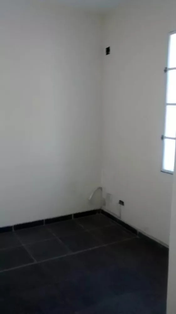 Casa à venda com 3 quartos, 550m² - Foto 4