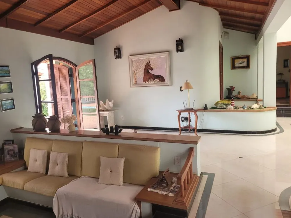 Chácara, 4 quartos, 2000 m² - Foto 1
