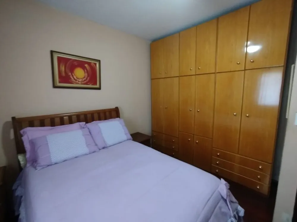 Casa, 3 quartos, 214 m² - Foto 2