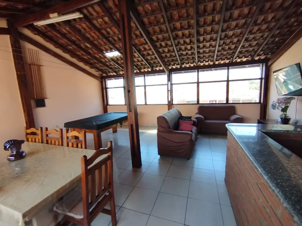 Casa, 3 quartos, 214 m² - Foto 3