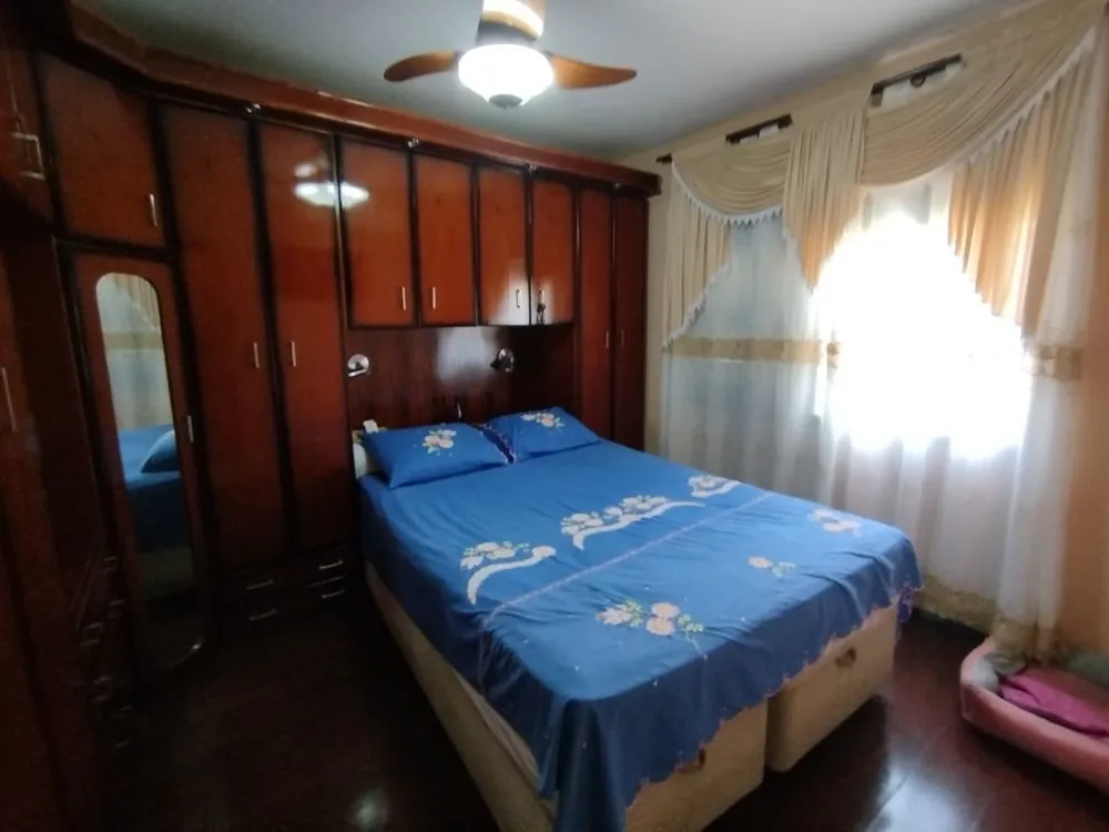Casa, 3 quartos, 214 m² - Foto 5