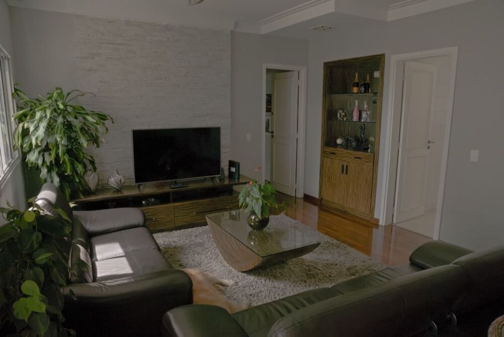 Apartamento para alugar com 3 quartos, 155m² - Foto 1