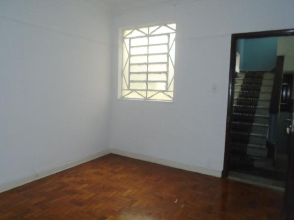 Apartamento para alugar com 3 quartos, 81m² - Foto 3