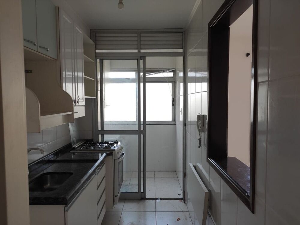 Apartamento para alugar com 2 quartos, 49m² - Foto 6