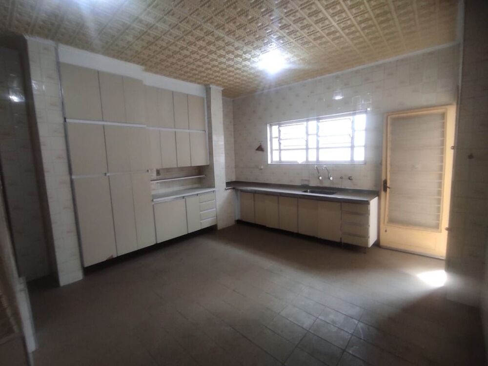 Casa, 4 quartos, 246 m² - Foto 3