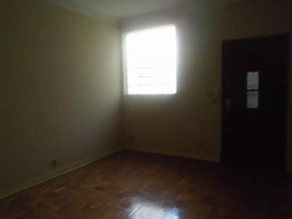 Apartamento para alugar com 3 quartos, 81m² - Foto 4