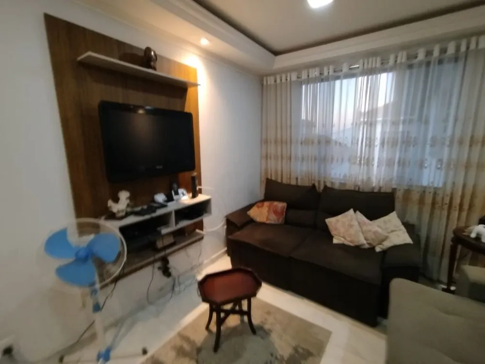Casa, 6 quartos, 200 m² - Foto 4