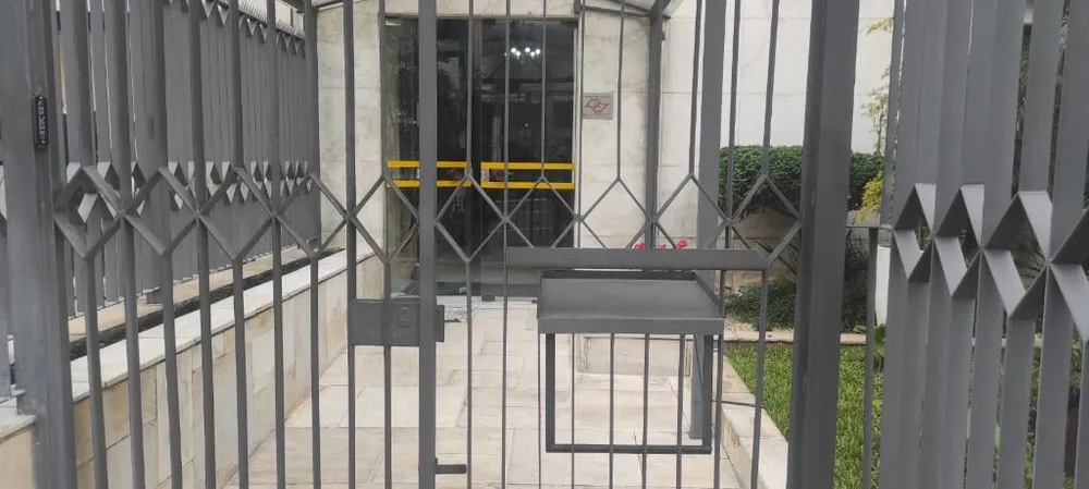 Apartamento, 3 quartos, 140 m² - Foto 2