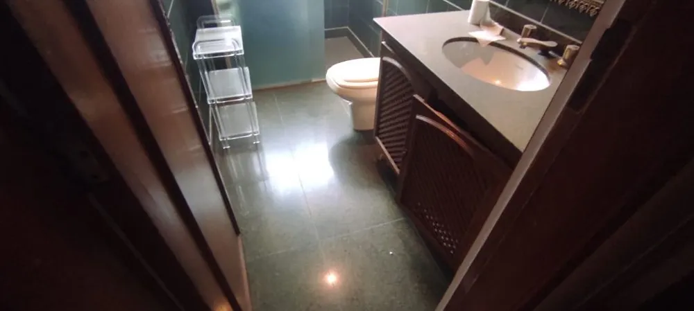 Apartamento, 3 quartos, 140 m² - Foto 1