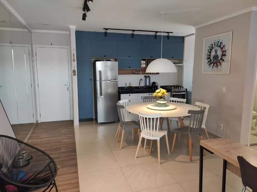 Apartamento à venda com 3 quartos, 65m² - Foto 2