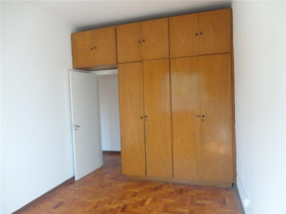 Apartamento à venda com 2 quartos, 72m² - Foto 3