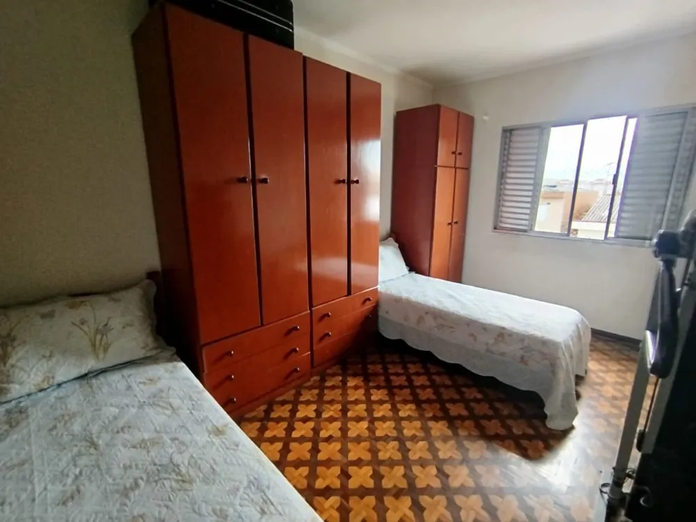 Casa, 3 quartos, 198 m² - Foto 1