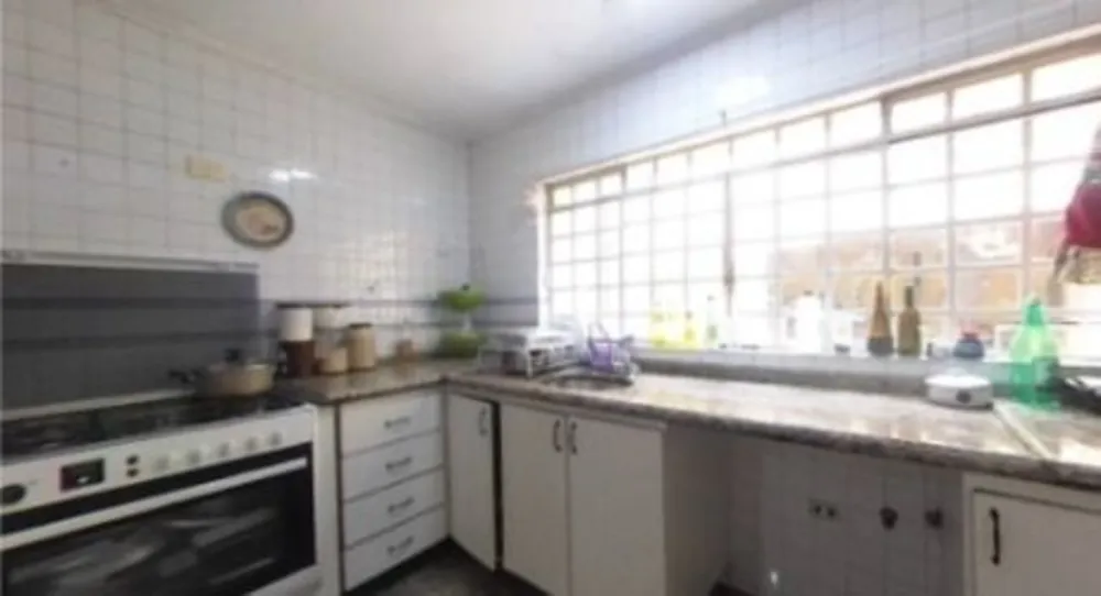 Casa, 3 quartos, 200 m² - Foto 9