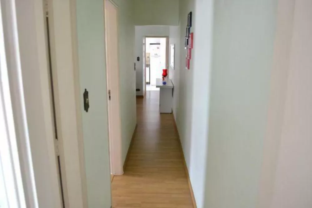 Apartamento à venda com 2 quartos, 70m² - Foto 4