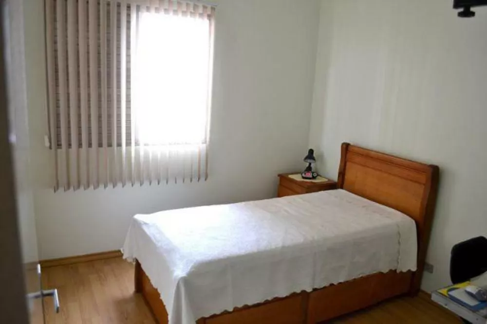 Apartamento à venda com 2 quartos, 70m² - Foto 7