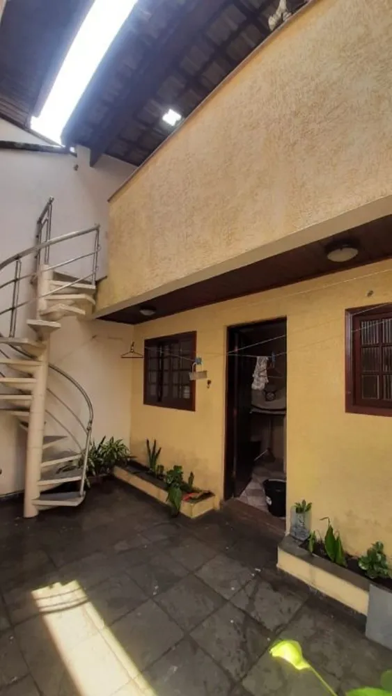 Casa, 3 quartos, 232 m² - Foto 8