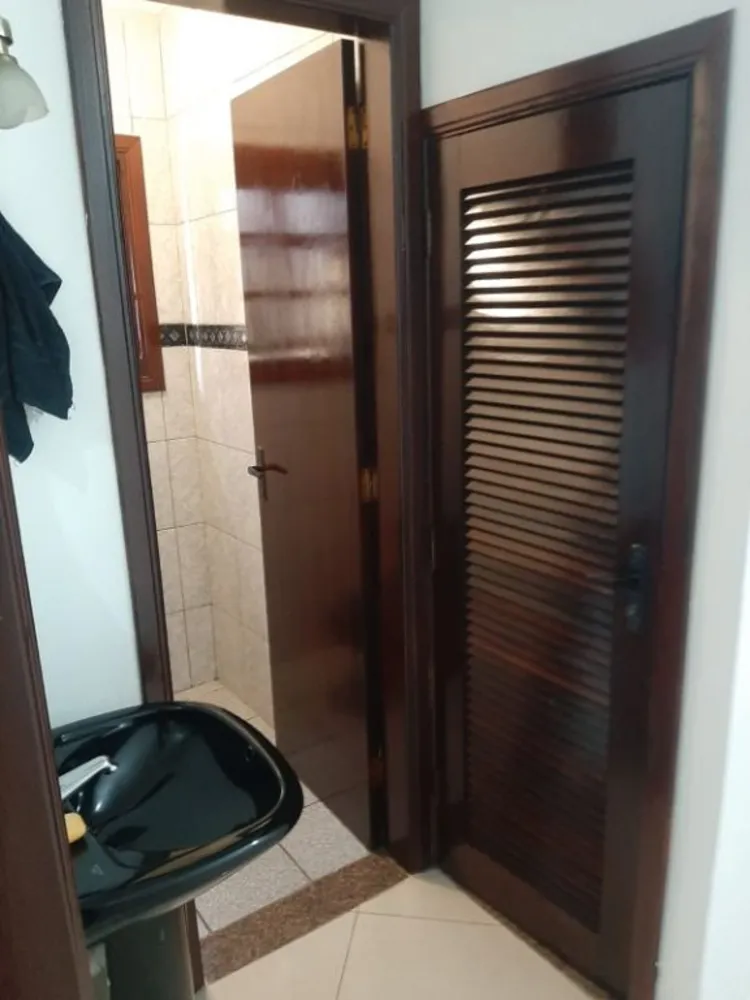 Casa, 3 quartos, 232 m² - Foto 9