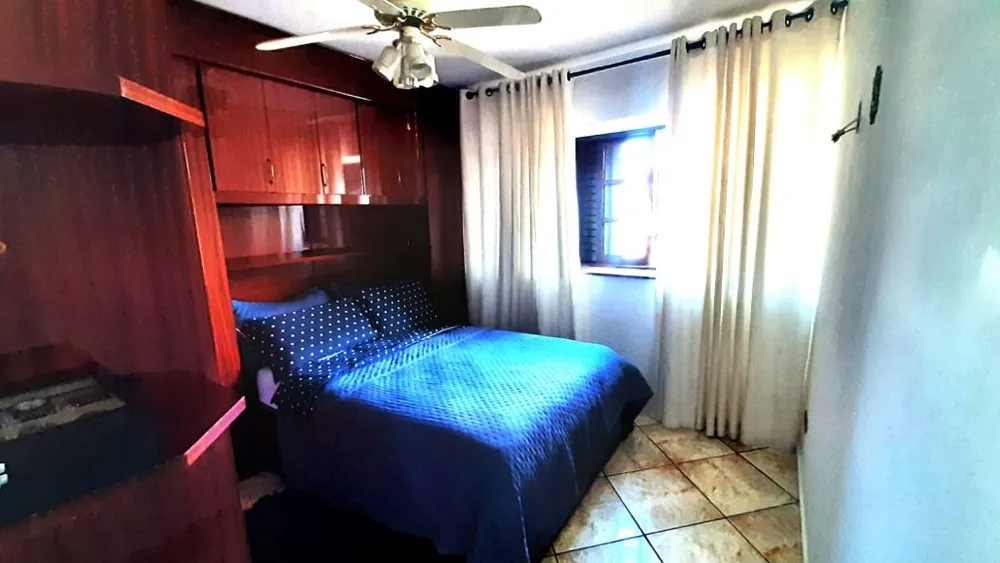 Casa, 3 quartos, 232 m² - Foto 4