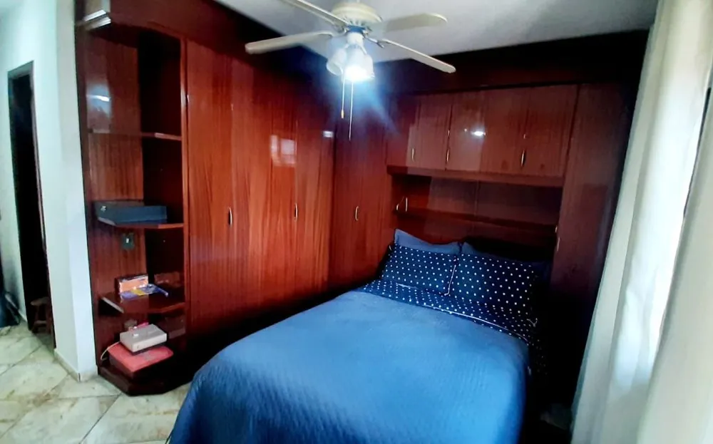 Casa, 3 quartos, 232 m² - Foto 3