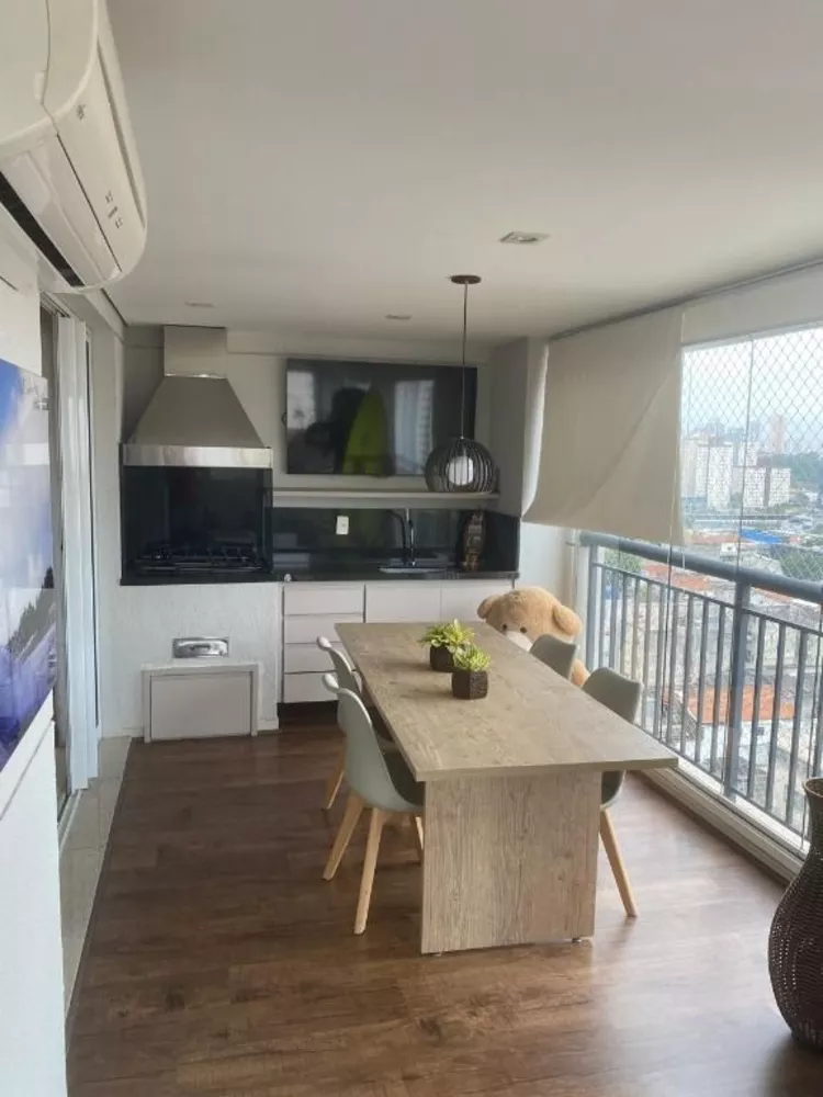 Apartamento à venda com 3 quartos, 180m² - Foto 3