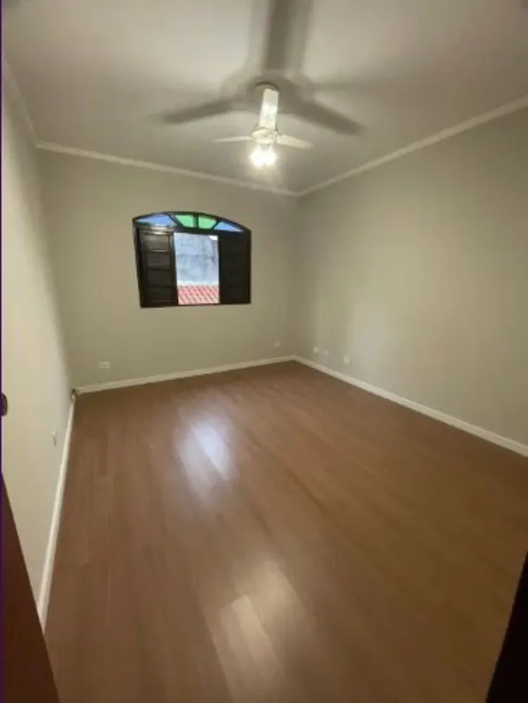 Casa, 3 quartos, 169 m² - Foto 1