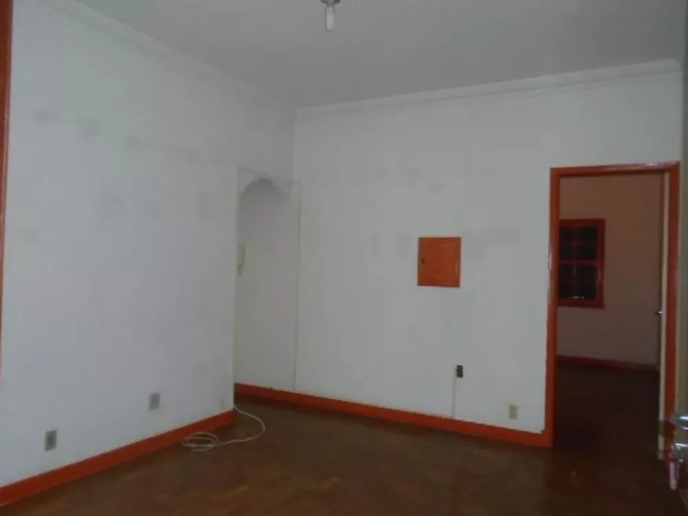 Apartamento para alugar com 3 quartos, 81m² - Foto 3