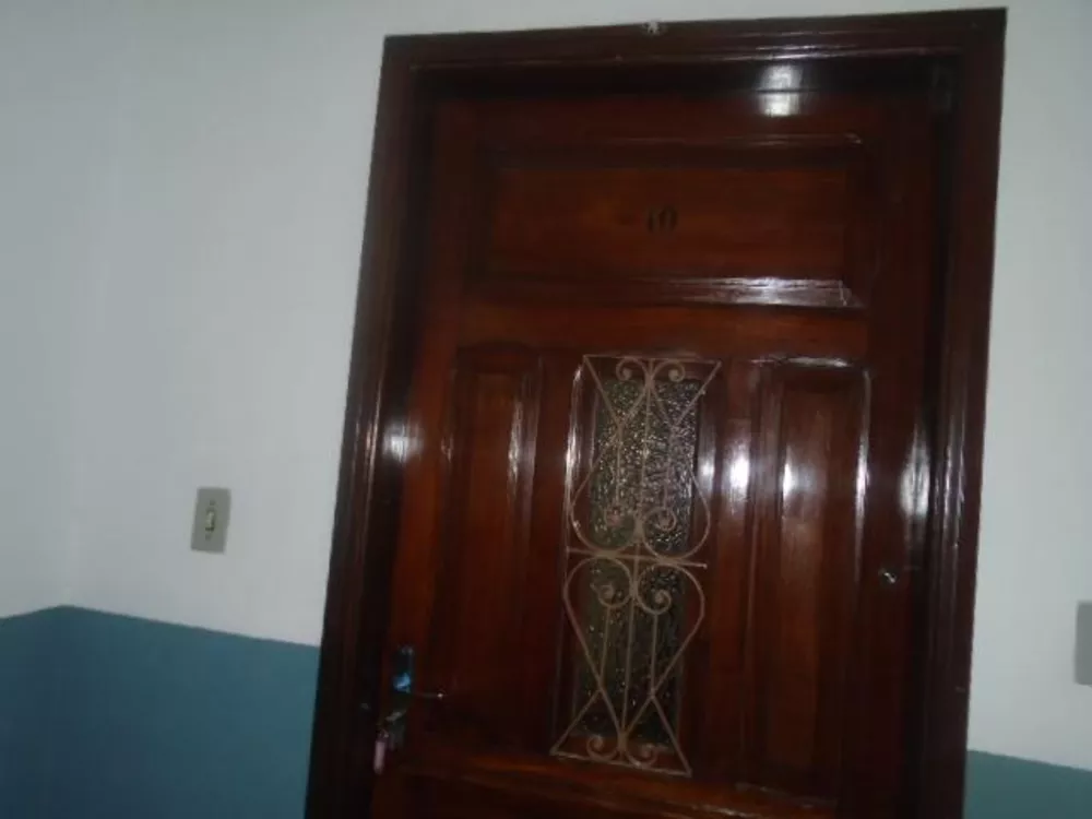 Apartamento para alugar com 3 quartos, 81m² - Foto 2