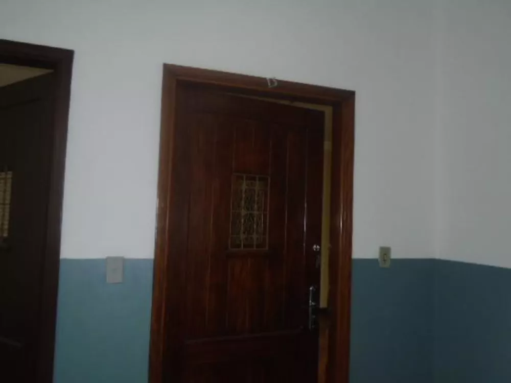 Apartamento para alugar com 3 quartos, 81m² - Foto 2