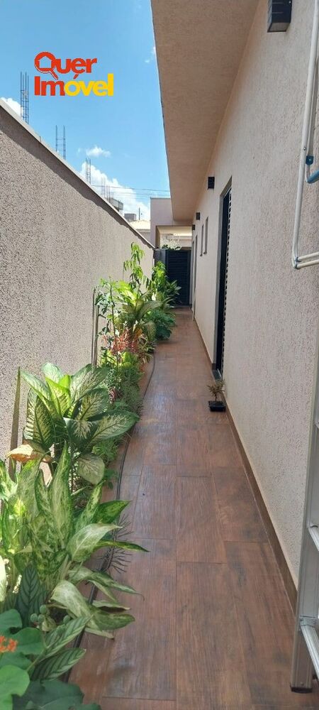 Casa de Condomínio à venda com 3 quartos, 240m² - Foto 4