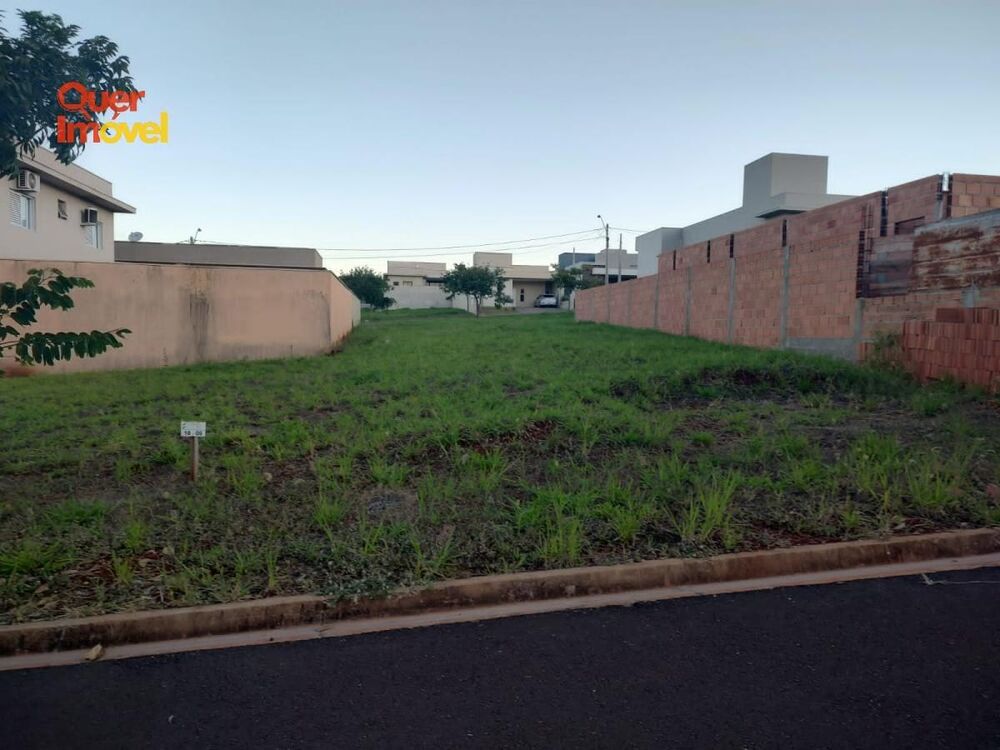 Loteamento e Condomínio, 250 m² - Foto 1