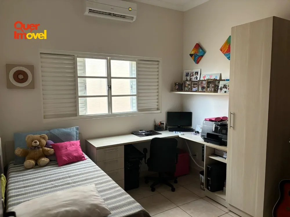 Casa, 3 quartos, 200 m² - Foto 9