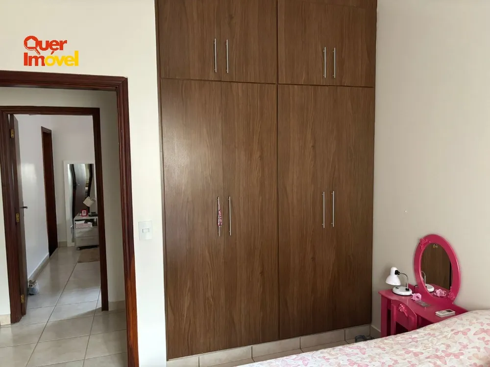 Casa, 3 quartos, 200 m² - Foto 12